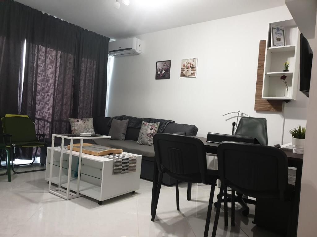 A seating area at New The Twins Varna Two-Bedroom, Apt 5 at 15 Tsani Ginchev Street, floor 3