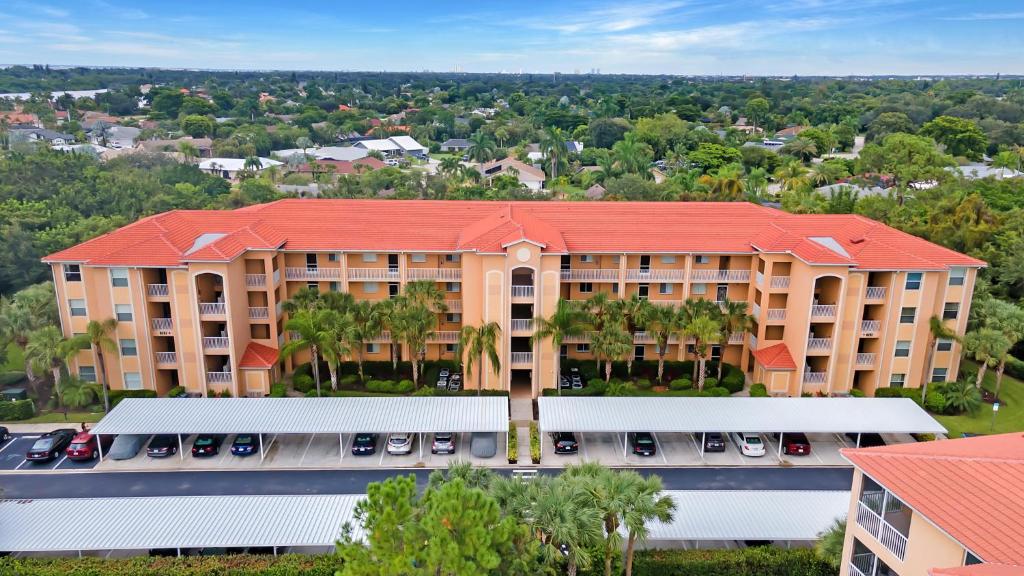 Riverwalk 713, Fort Myers (updated prices 2024)
