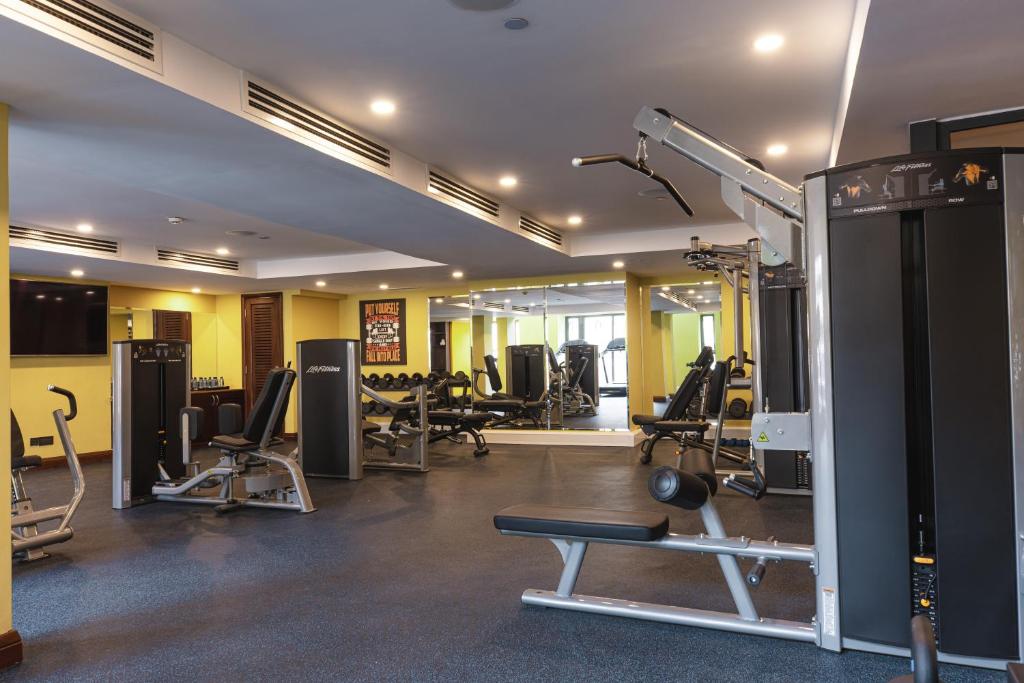 Fitness centrum a/nebo fitness zařízení v ubytování Sarova Panafric Hotel