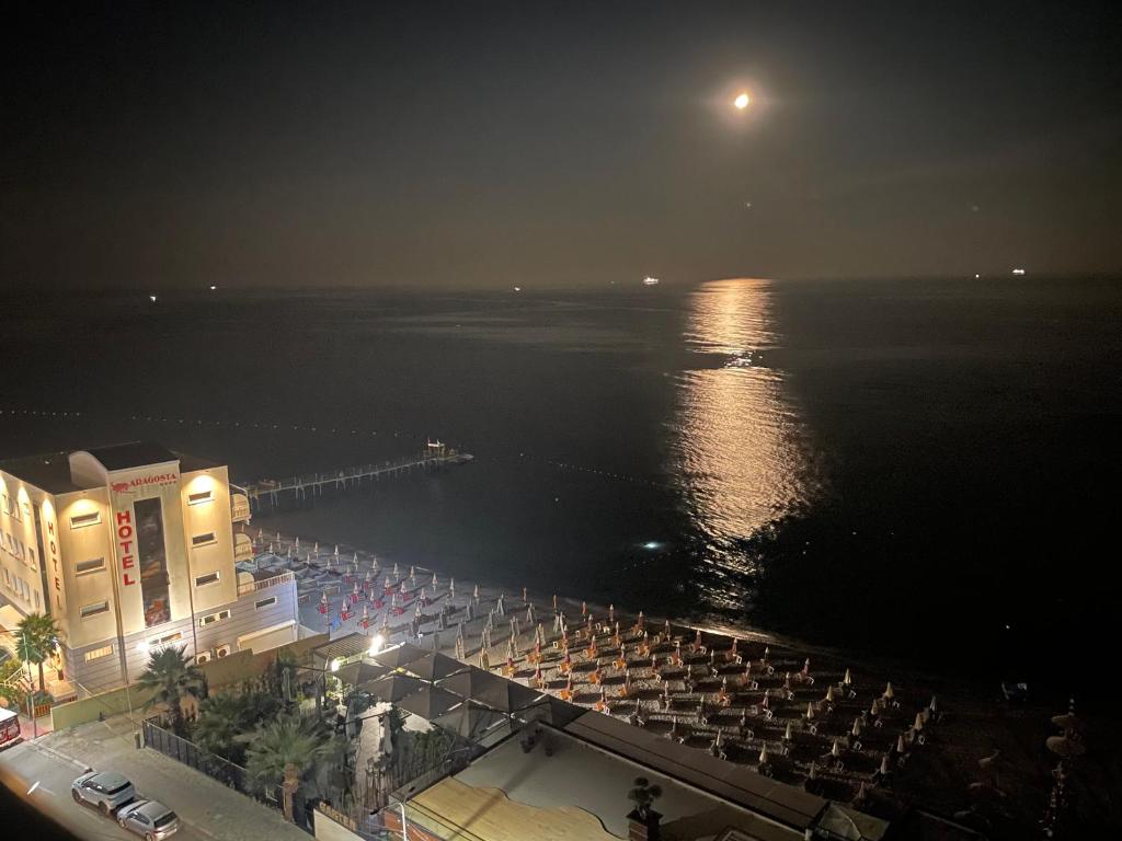 Durres Currila Modern Luxury STUNNING Beach Views - Image 13