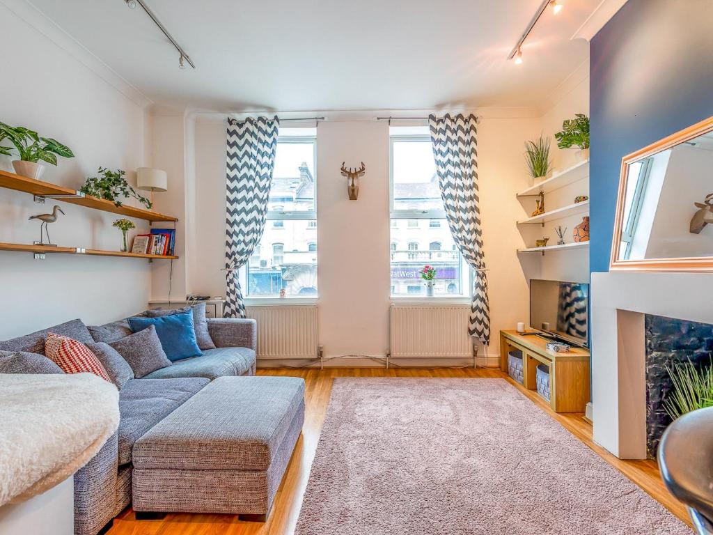 Pass the Keys Balham Modern Cosy Apartment, London Updated 2023 Prices