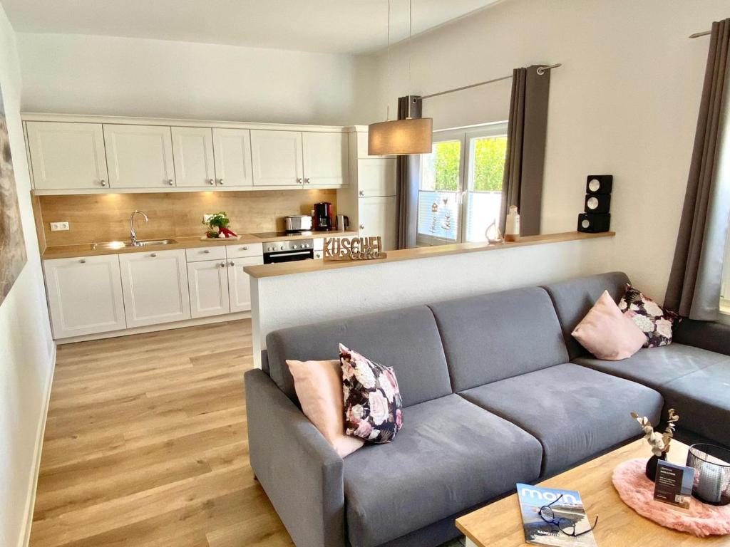 Køkken eller tekøkken på Dünenhaus Ferienwohnung De Düün Dree