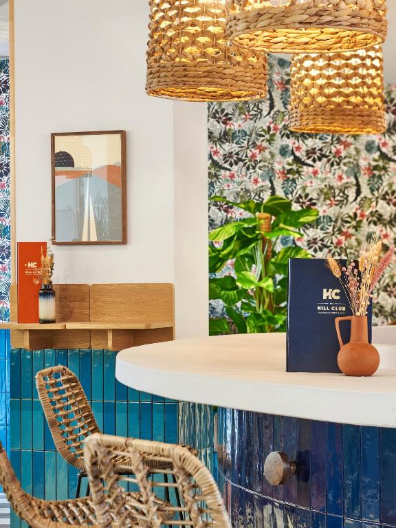 Hôtel Chromatics & Restaurant Hill Club by HappyCulture - Resim 29