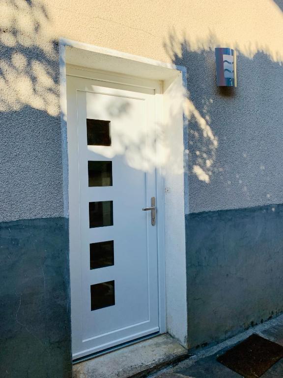 Fotografie z fotogalerie ubytování Appartement quartier calme v destinaci Mende