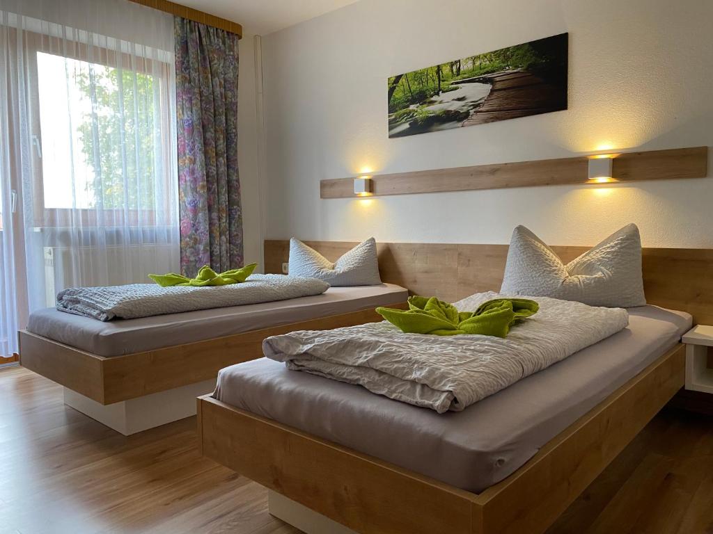 Postel nebo postele na pokoji v ubytování Zur Linde