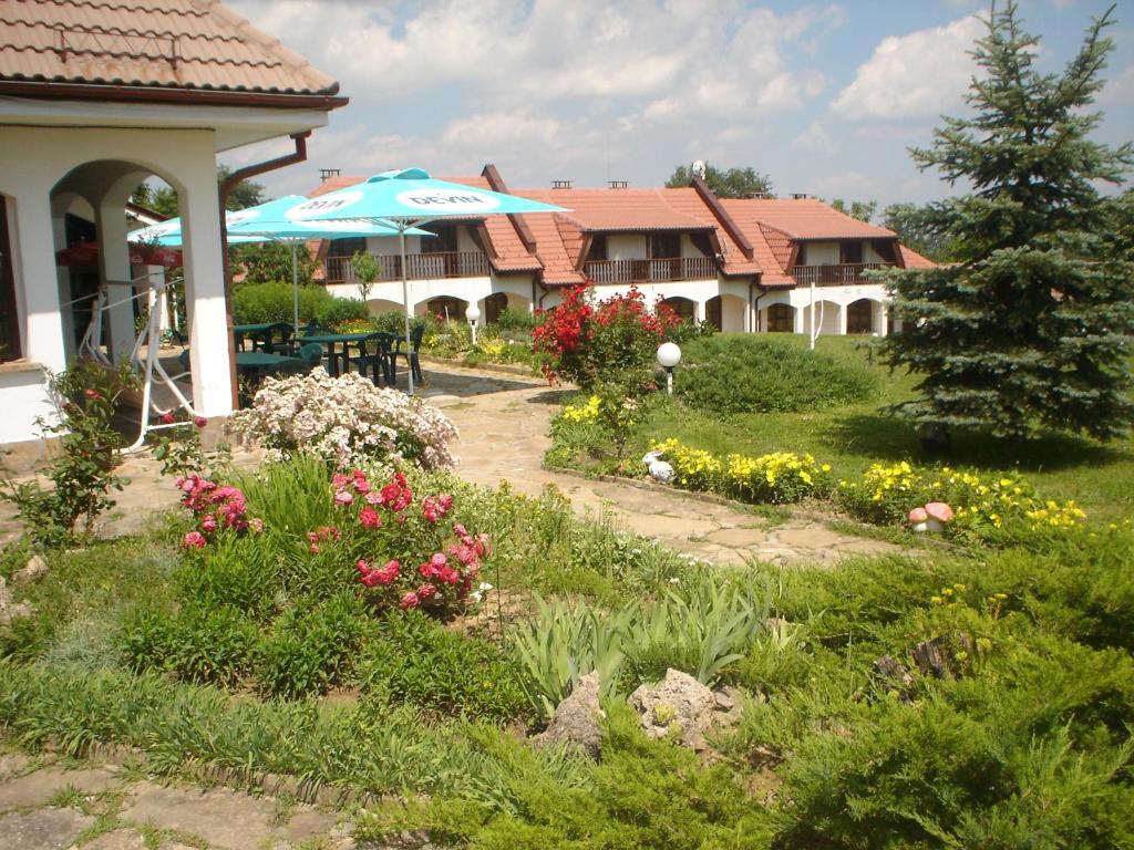 Zahrada ubytování Complex Roden Kray
