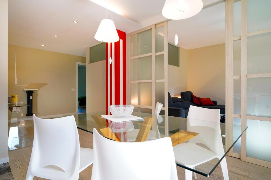 Surville - One-Bedroom Apartment