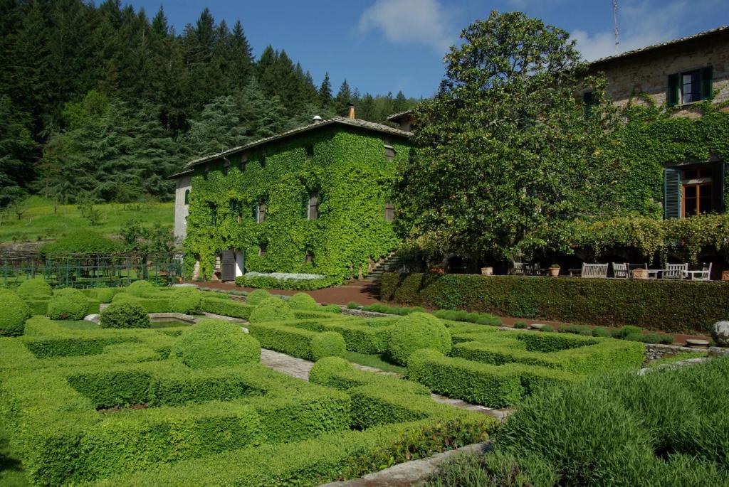 Zahrada ubytování Badia a Coltibuono Wine Resort