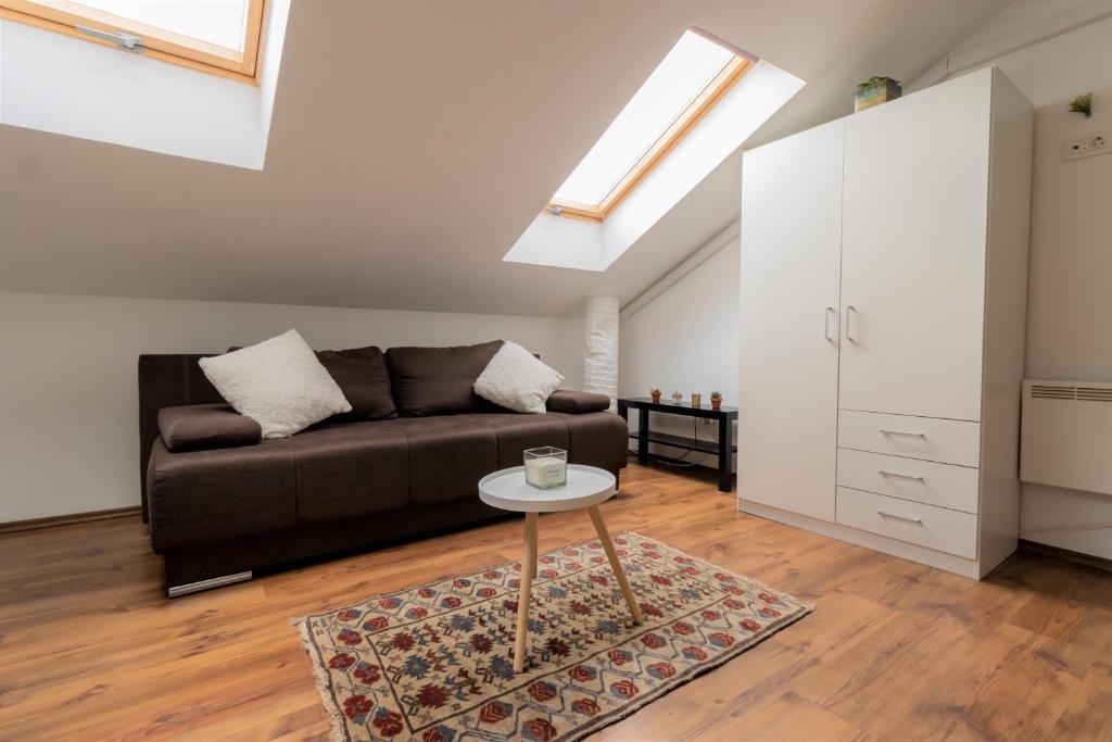 Posedenie v ubytovaní Hill apartman - MAKSIMIR Rebro