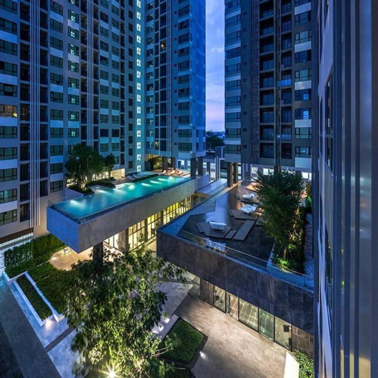 Fotografie z fotogalerie ubytování Amazing Centrally Located Condo With Infinity Pool v destinaci Pattaya Central