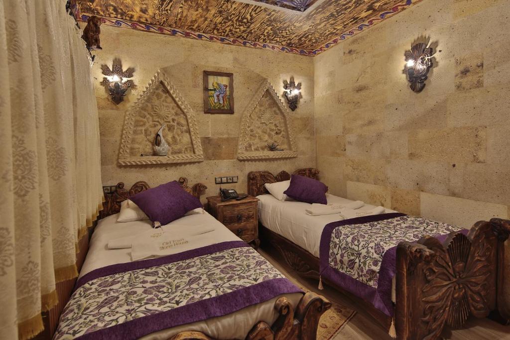 Old Town Stone House - 17