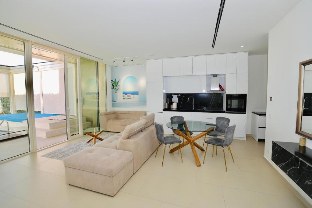 Green Coast Resort & Residences 94 - Image 5