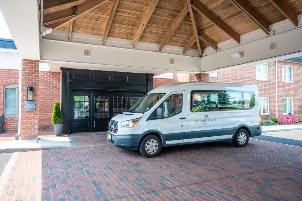 Crowne Plaza Albany - The Desmond Hotel photo