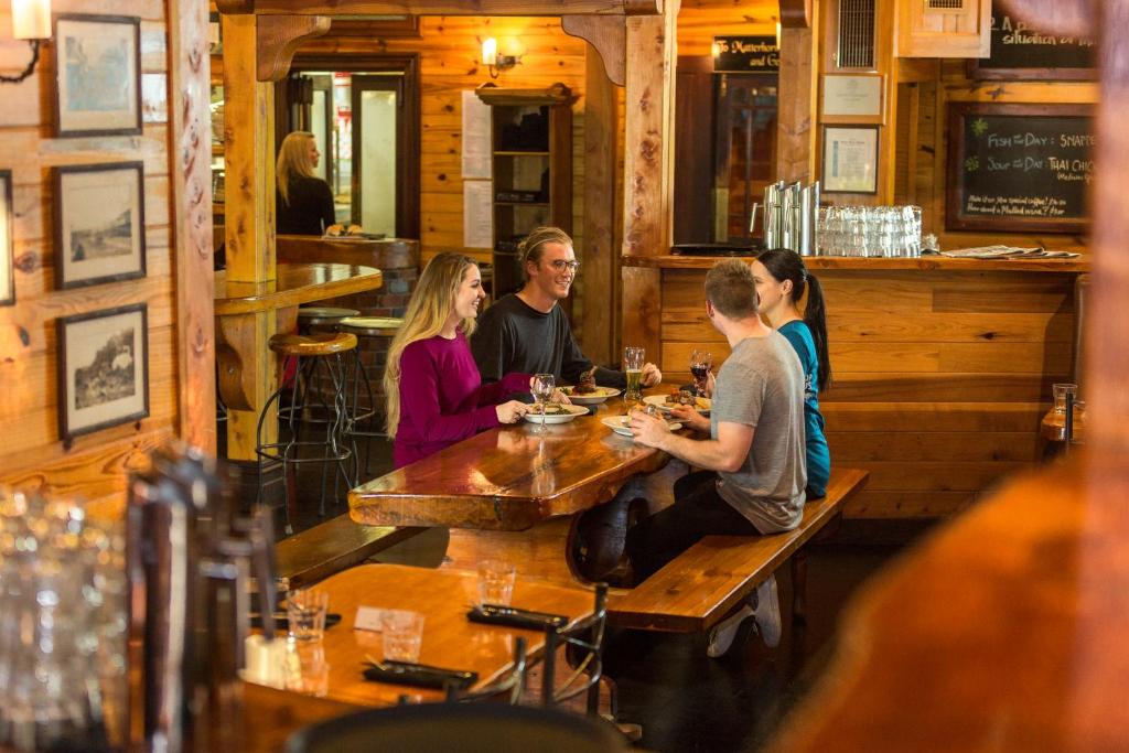 The Powderhorn Chateau - Resim 13