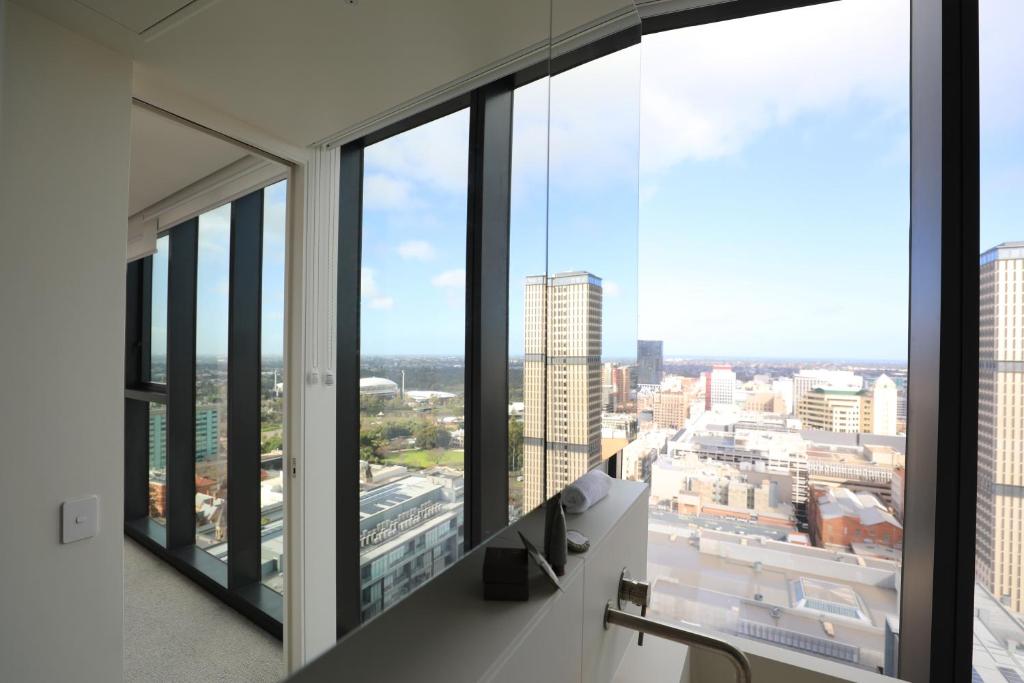 Realm Apartments by CLLIX - Resim 18