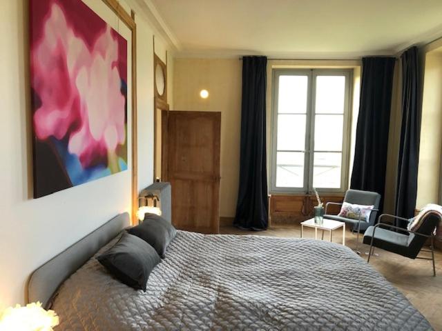 Fotografia z galérie ubytovania Superb Chateausuites with pool at the Loire & horseboxes for 20 guests v destinácii Poilly-lez-Gien