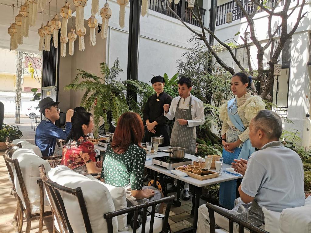 99 The Heritage Hotel - Resim 12