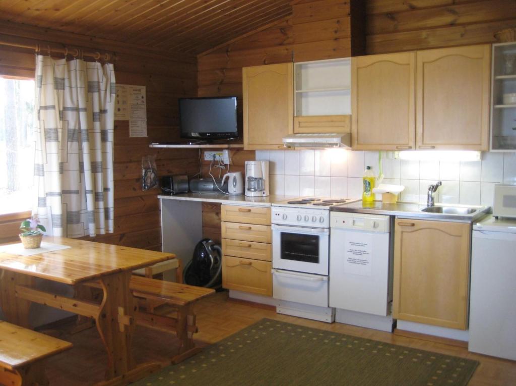 Rinnepelto Holiday Cottages - One-Bedroom Cottage With Lake View