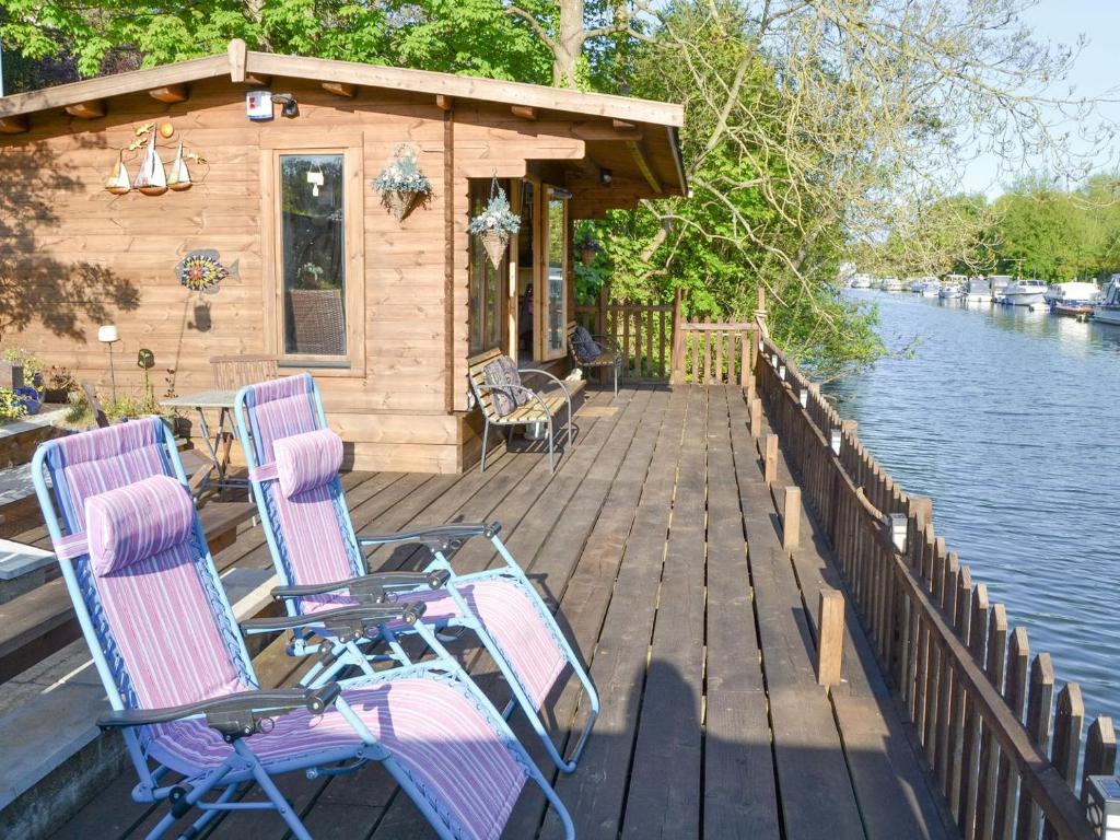 The Moorings, Thorpe Saint Andrew (updated prices 2024)