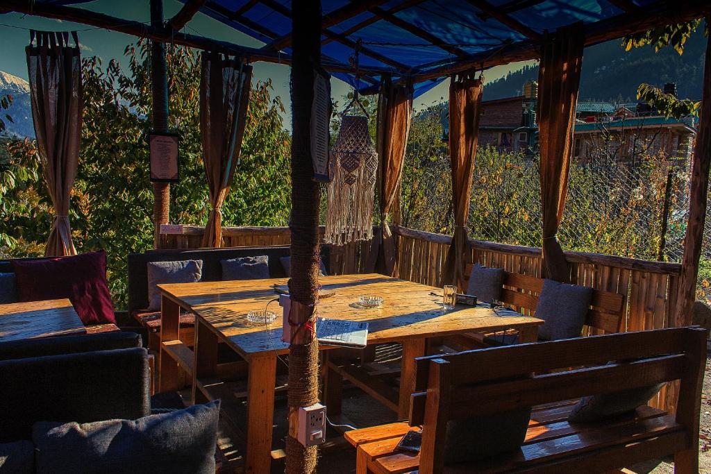 Fotografie z fotogalerie ubytování YOLO Backpackers - Manali v destinaci Manāli