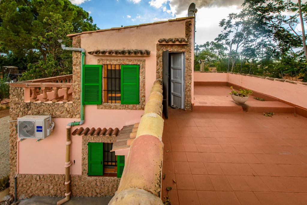 A balcony or terrace at Sa Caseta de Santa Maria