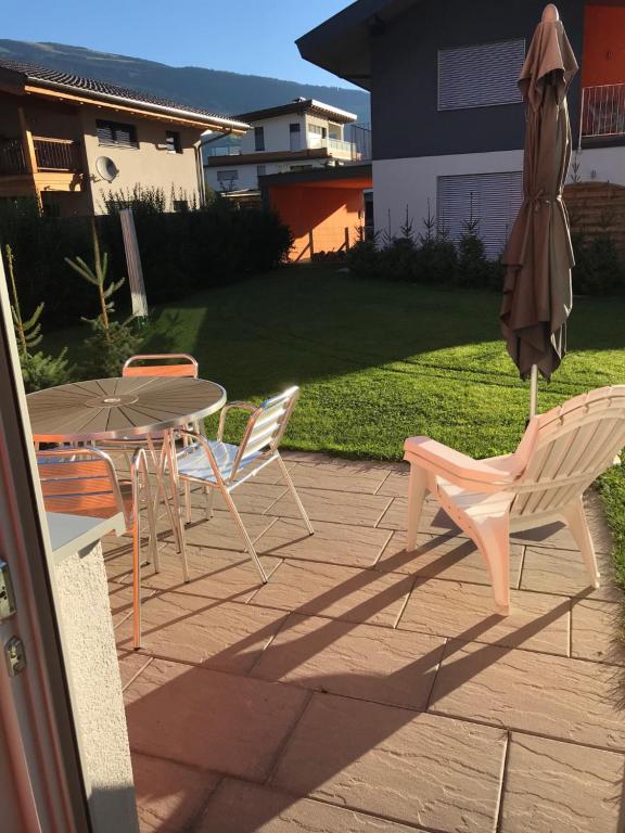 Appartement Schusternagele - Apartment With Garden View