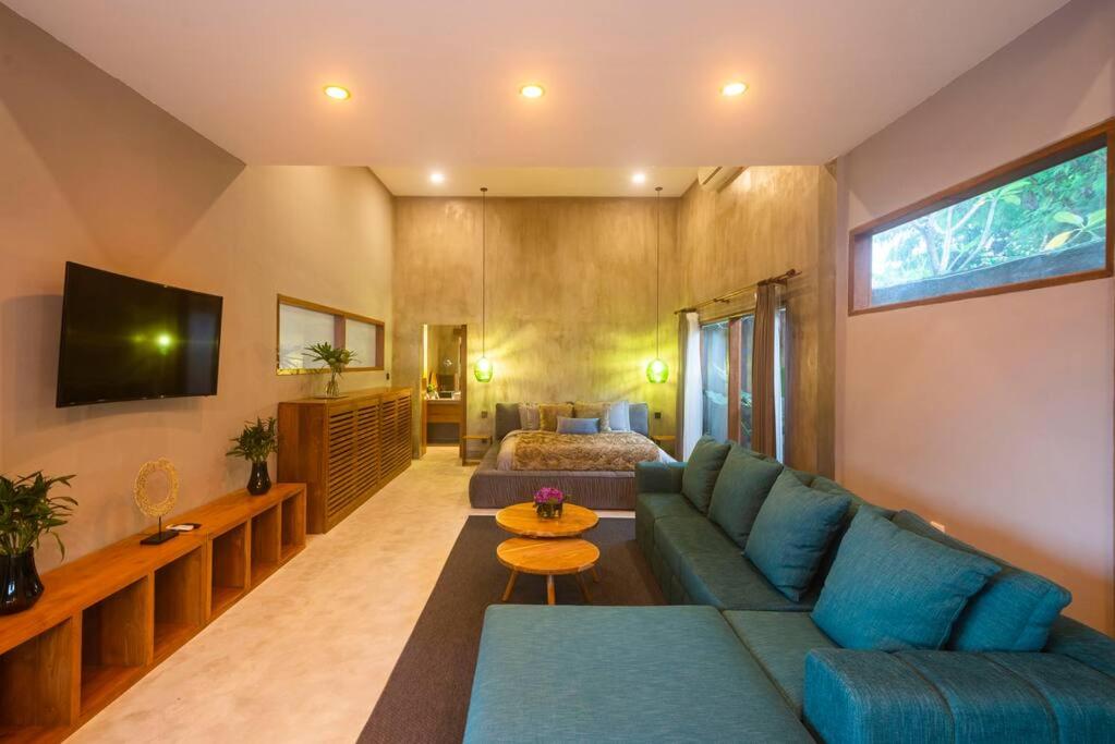 LUXURY 2BR nest in the heart of Canggu