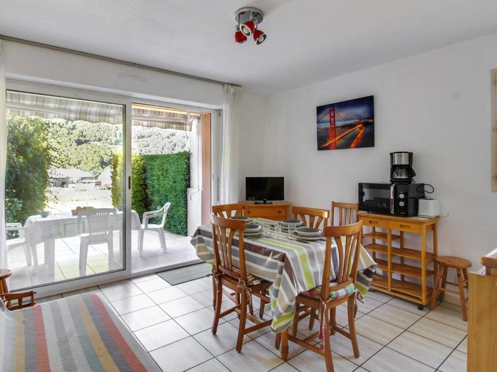 Appartement Esquièze-Sère, 3 pièces, 5 personnes - FR-1-402-37 - Housity