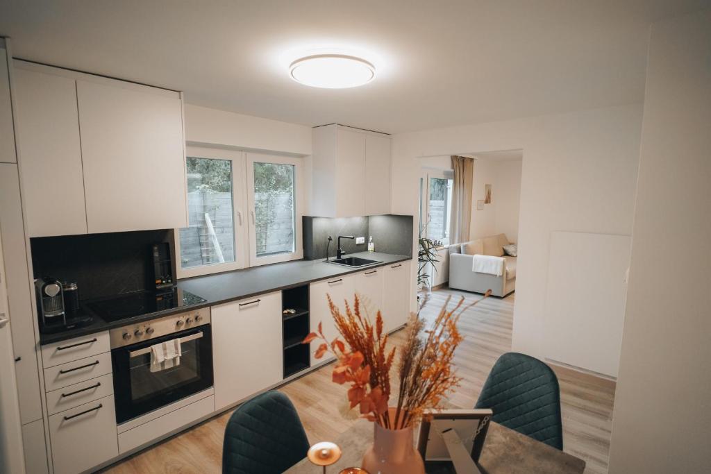 Kuchyň nebo kuchyňský kout v ubytování Ferienwohnung Alpblick