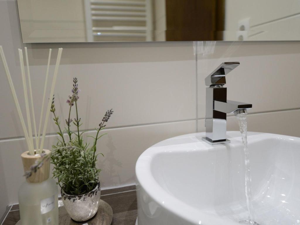 Koupelna v ubytování Land-gut Hotel zum Löwen Garni