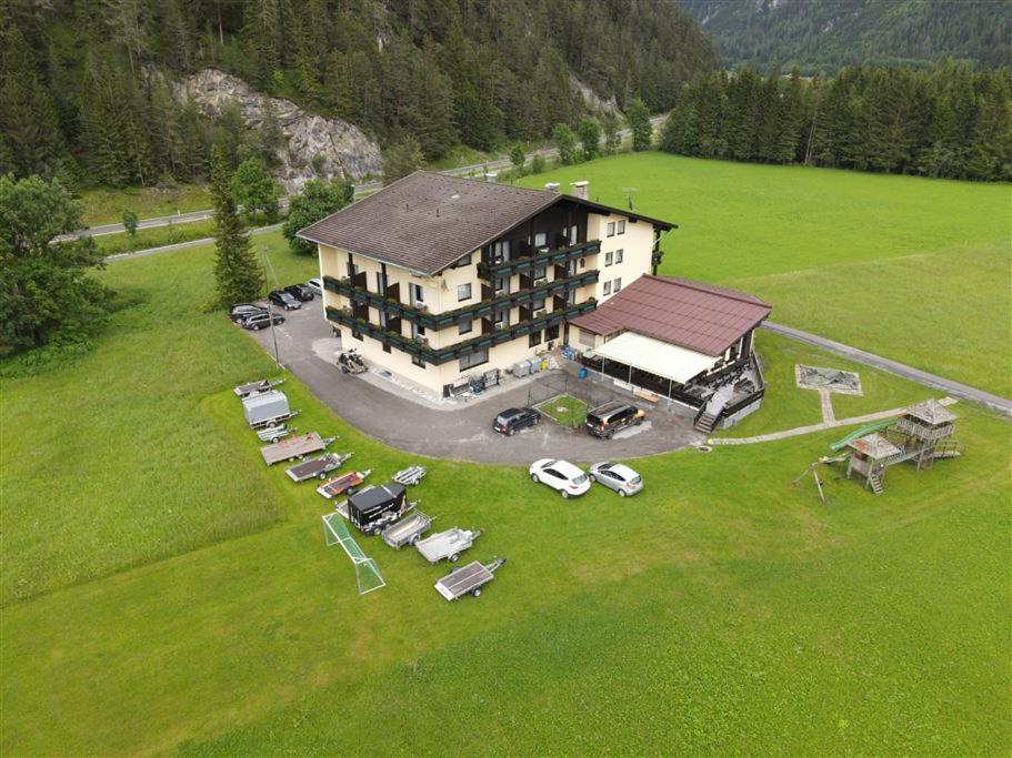 Příroda nedaleko hotelu