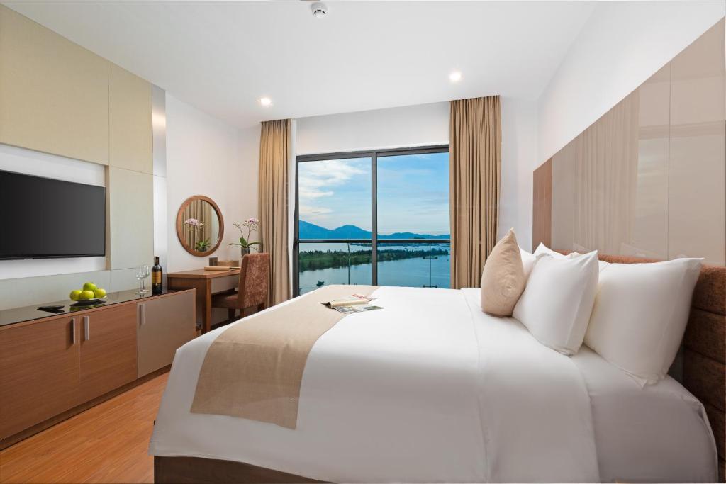 TV a/nebo společenská místnost v ubytování Alan Sea Hotel Danang