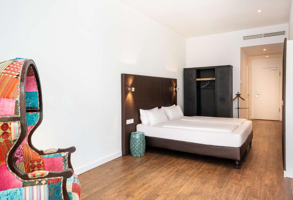 elaya hotel leipzig city center - Standard Triple Room