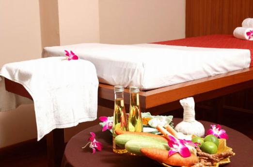 Postel nebo postele na pokoji v ubytování Karon Princess Hotel SHA EXTRA Plus