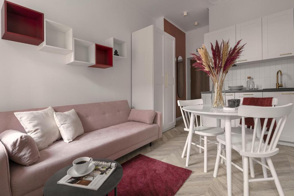 HARBOR APARTMENTS - Sobieskiego - One-Bedroom Apartment
