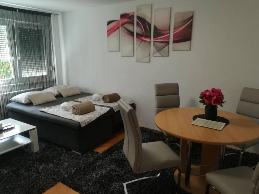Posezení v ubytování APARTMAN D&D***