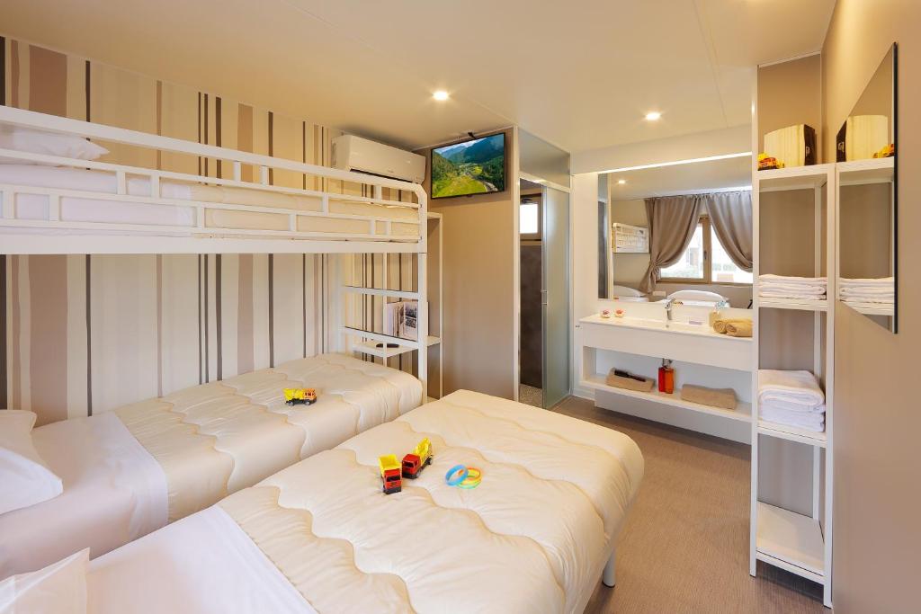 hu Firenze Camping in Town - Superior Chalet