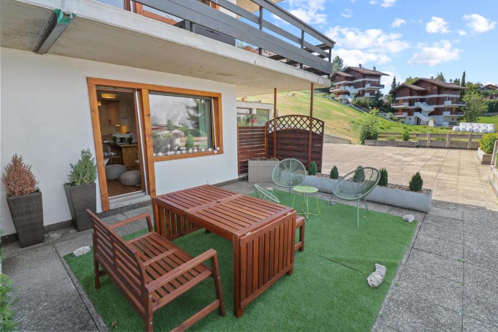 Balkón nebo terasa v ubytování Superbe appartement avec piscine