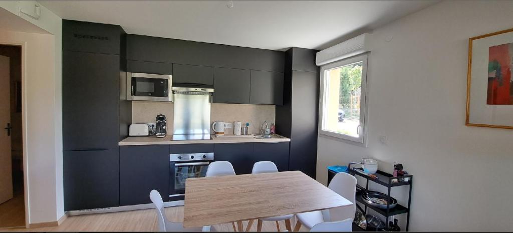 Kuchyň nebo kuchyňský kout v ubytování Appartements Barcelonette by PraLoup Vacances