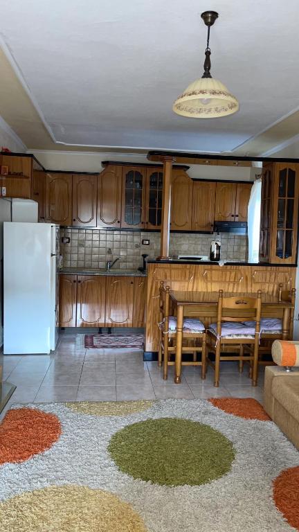 Classical Apartment ! - Image 4