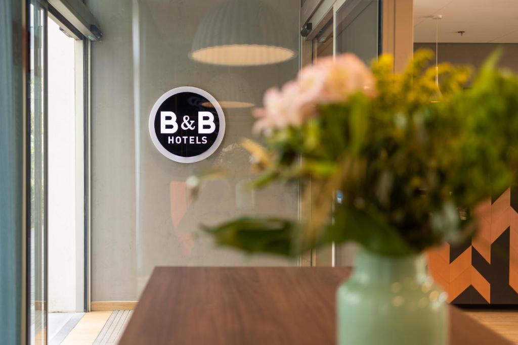 B&B HOTEL Antwerpen Zuid - Resim 45