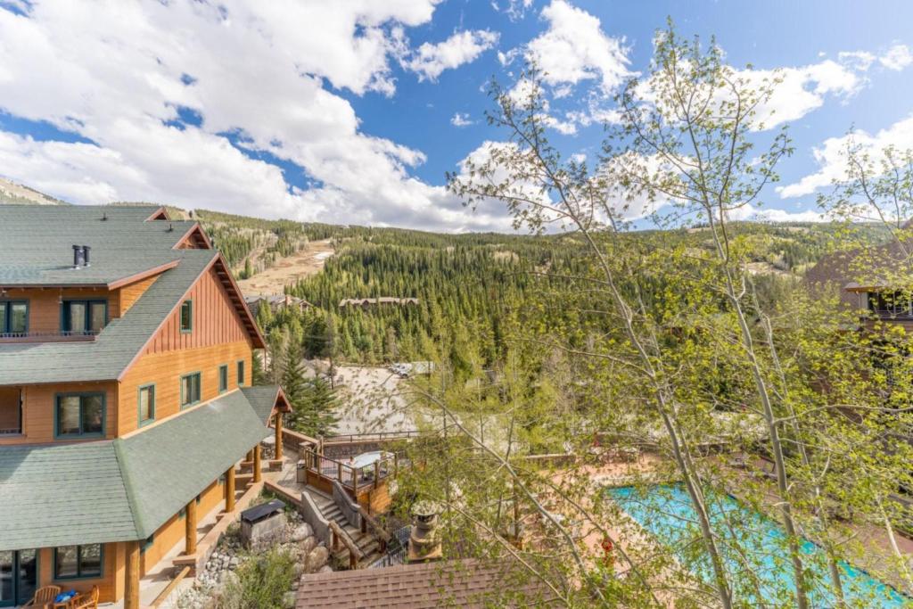 Dakota Lodge by Summit County Mountain Retreats - バルコニー付きのアパート