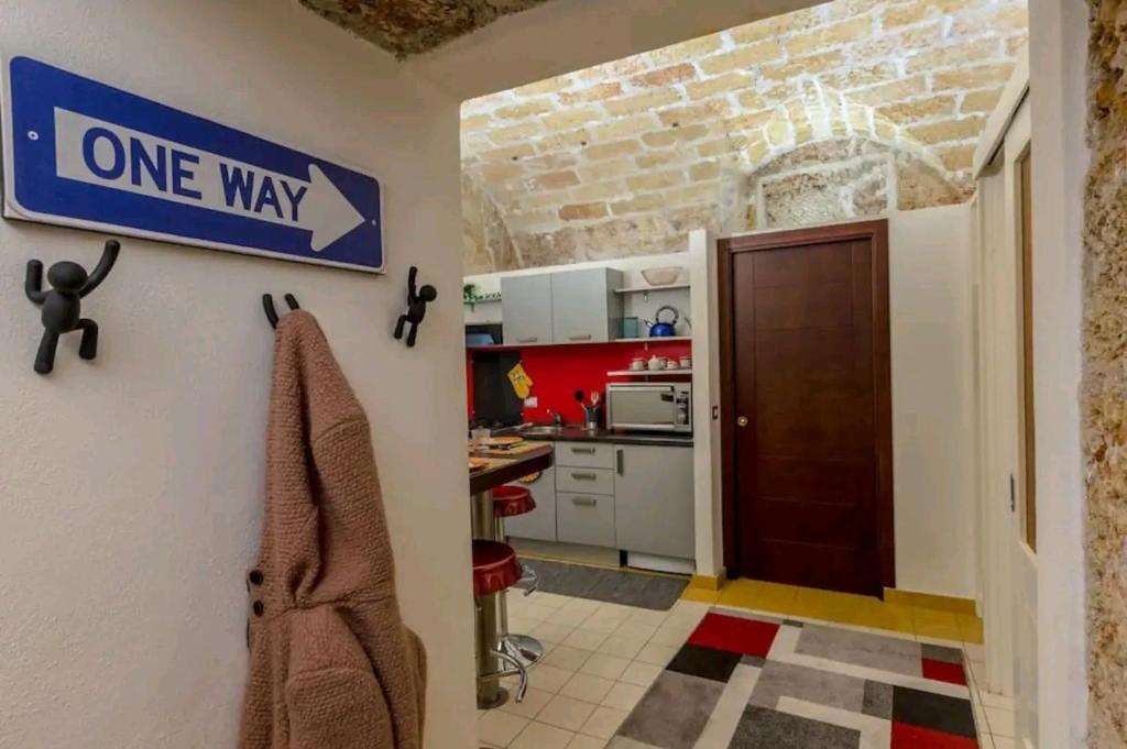 Casamaqueda26, Bilocale indipendente presso palazzo Filangeri-Cutò - One-Bedroom Apartment