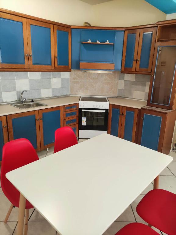 Kuchyň nebo kuchyňský kout v ubytování GCM 1 ROOMS kentro k parking