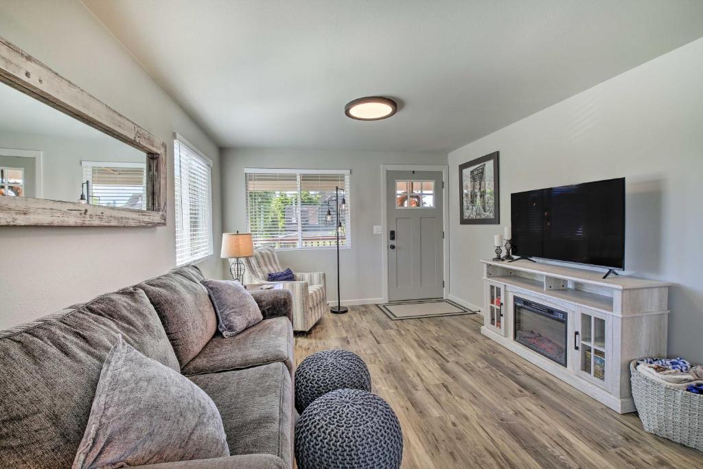 Ideally Located Buckley Apartment with Balcony! - Appartement