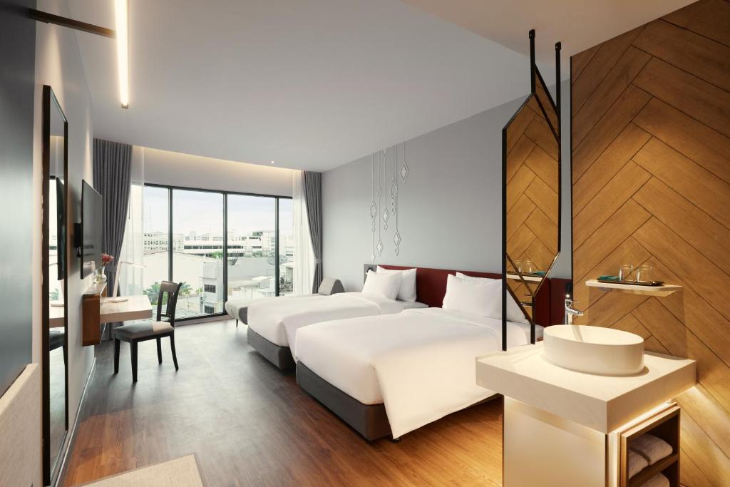 Centara Life Hotel Bangkok Phra Nakhon - Resim 23