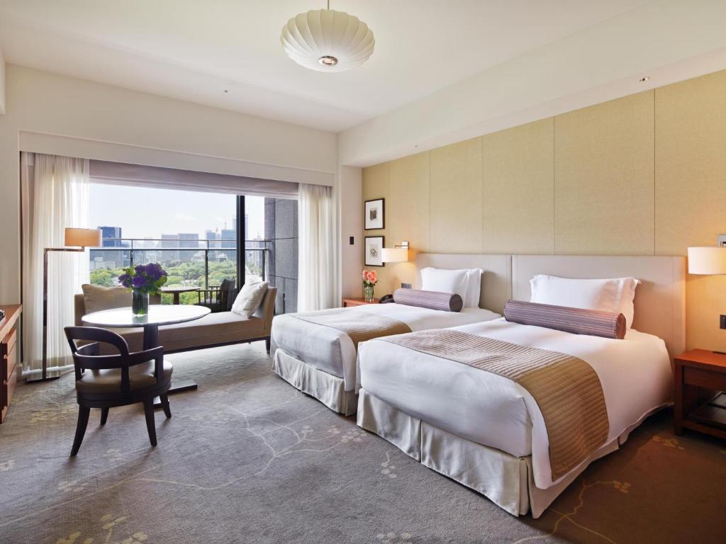 Deluxe Twin Room with Balcony