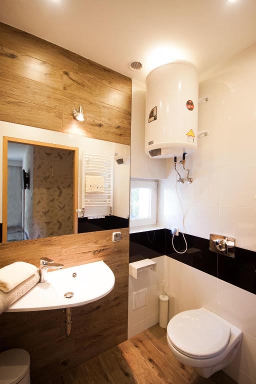Koupelna v ubytování Apartamenty Przy Świerku
