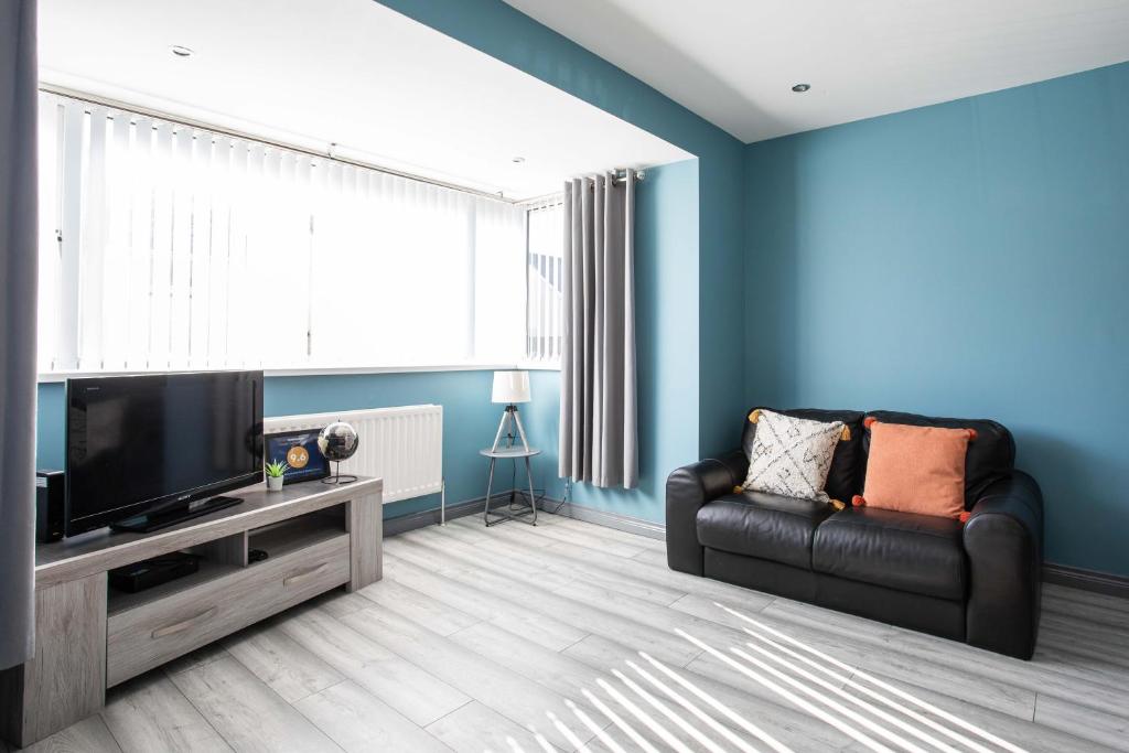 Fully Refurbished North Belfast Home - Maison De Vacances