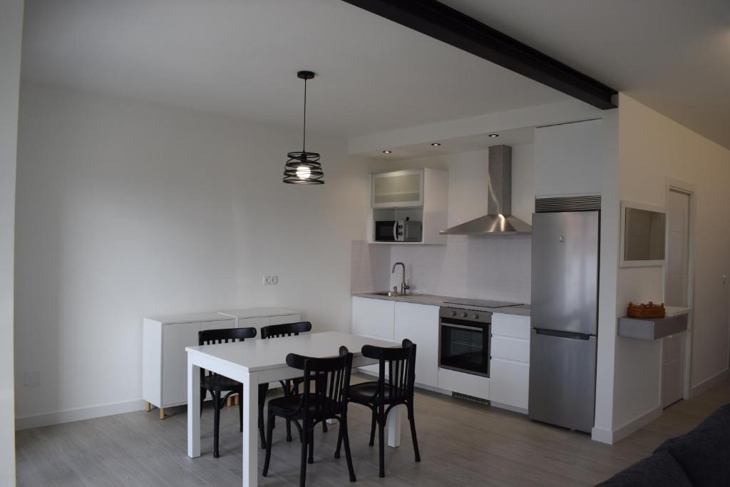 Kuchyň nebo kuchyňský kout v ubytování Apartamento Corcubica mirando al mar